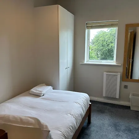 아파트 Modern 3 Bedroom Townhouse Close To Centre & Salthill 골웨이