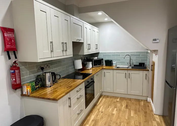 아파트 Modern 3 Bedroom Townhouse Close To Centre & Salthill 골웨이