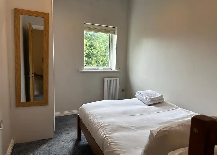 Modern 3 Bedroom Townhouse Close To Centre & Salthill * 골웨이