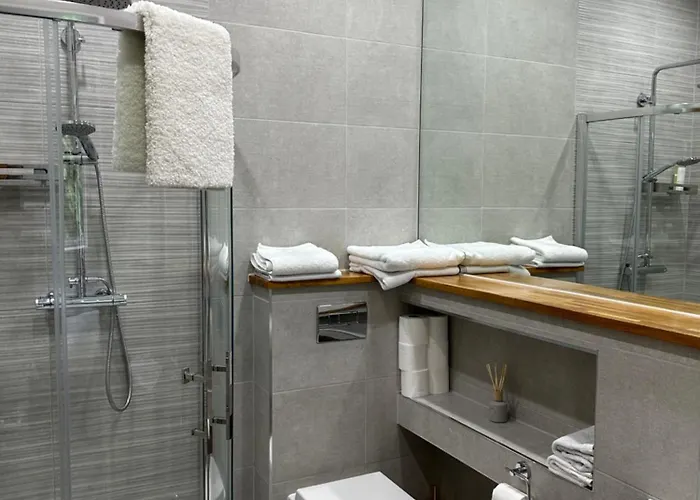 Apartament Modern 3 Bedroom Townhouse Close To Centre & Salthill