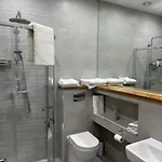アパート Modern 3 Bedroom Townhouse Close To Centre & Salthill